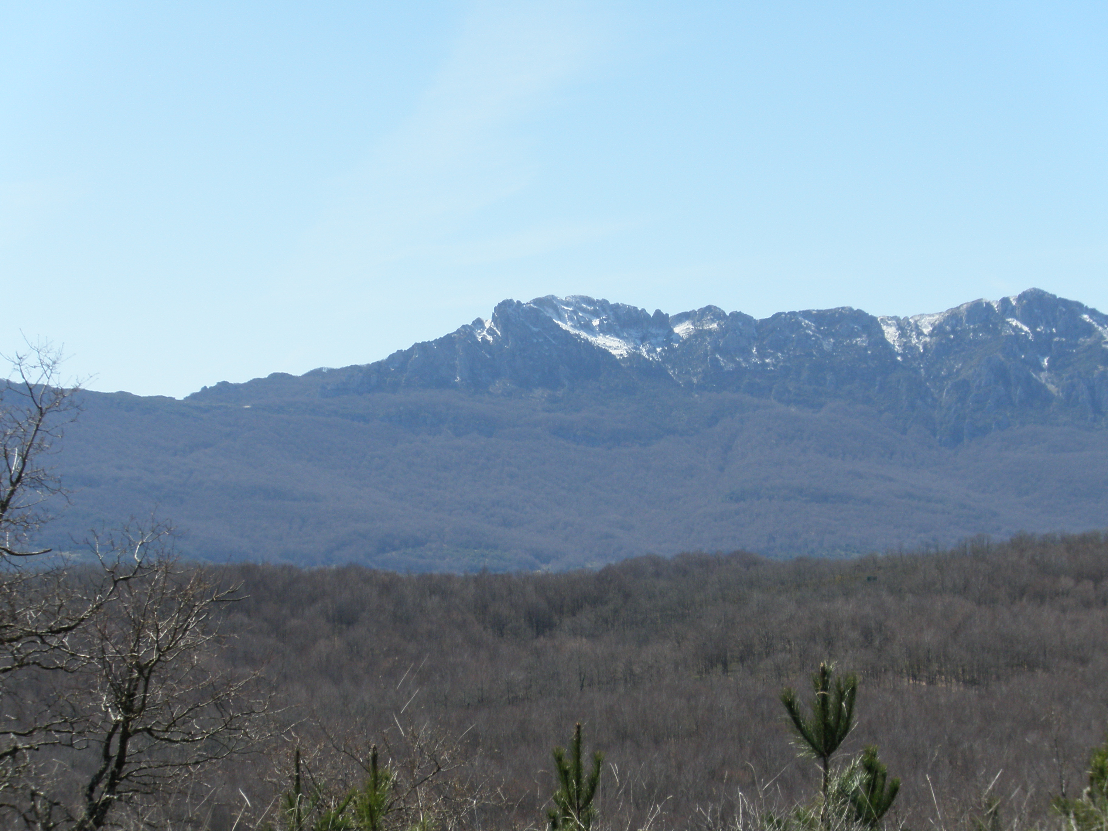 Paisaje Montes Nevados de Bajauri